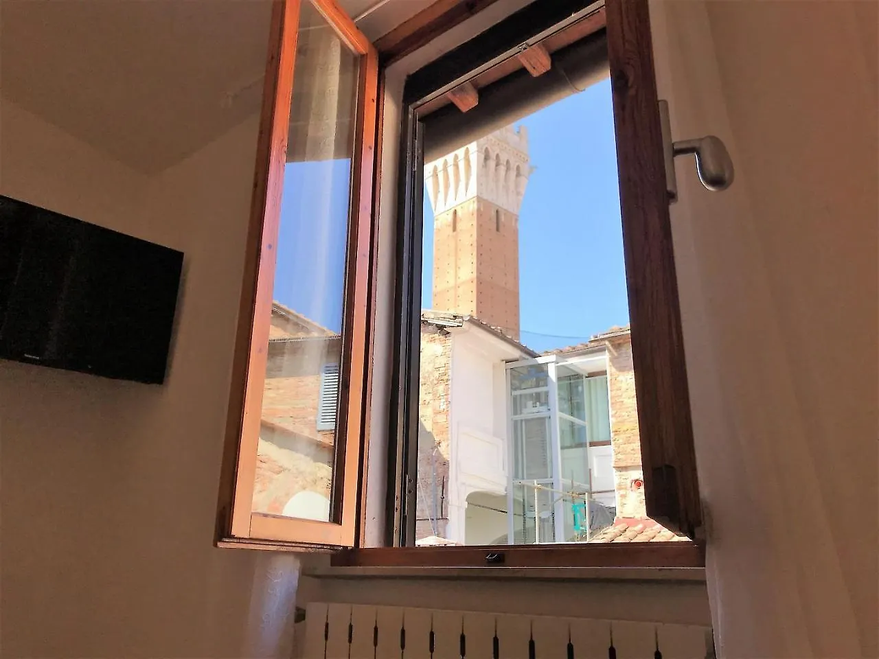 Apartment The Blue Lodge-Cozy Flat Close To Piazza Del Campo Siena