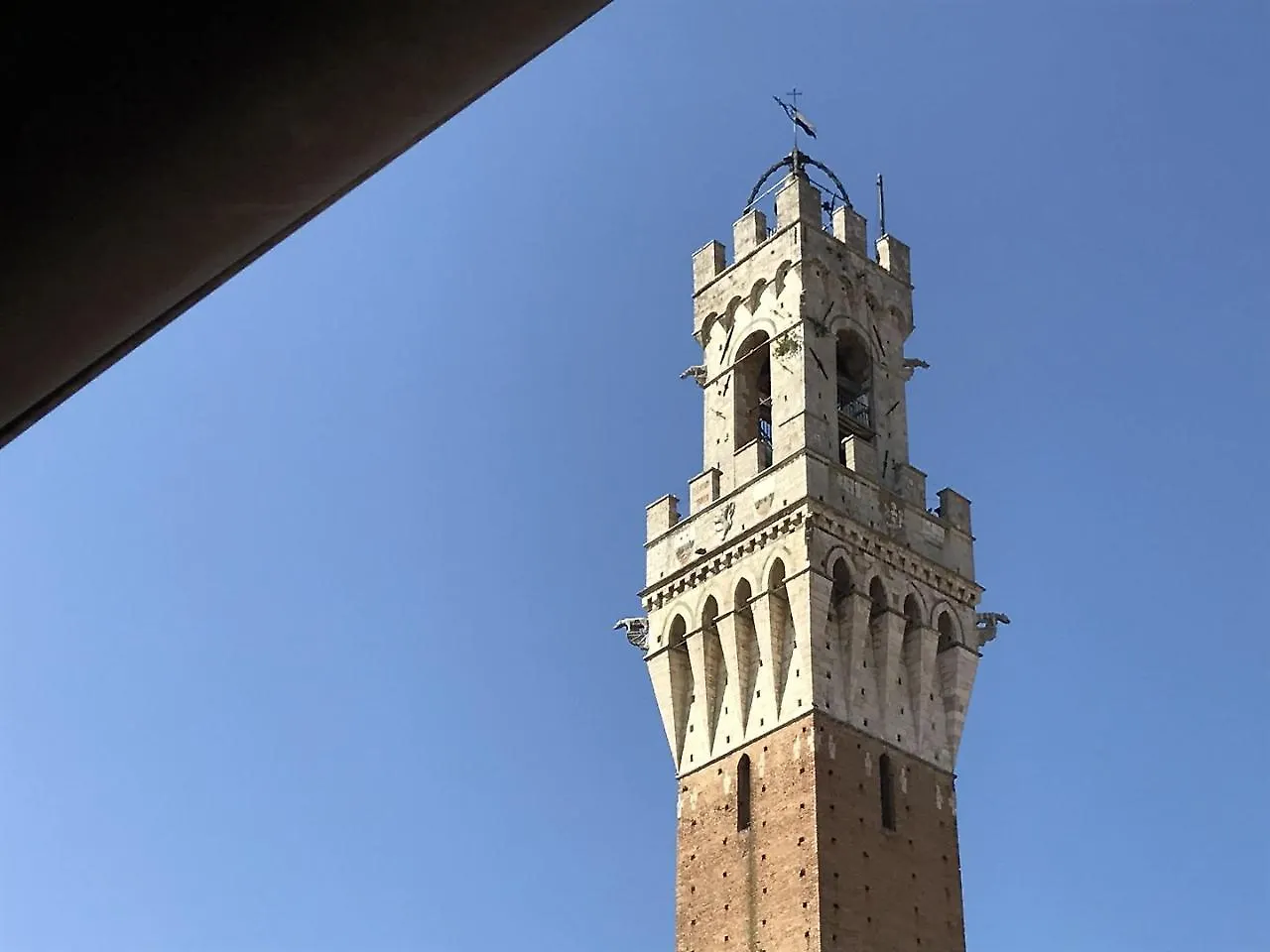 The Blue Lodge-Cozy Flat Close To Piazza Del Campo Siena Apartment